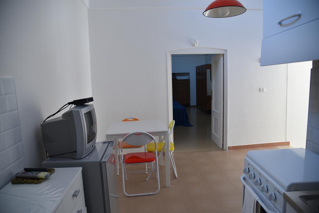 Nomadi Sedentari - Irsina Apartment Luaran gambar